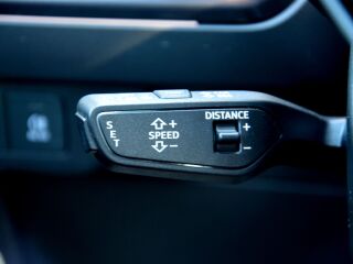 Audi Q4 e-tron S-Line / Competition 125kW