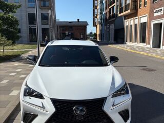 Lexus NX 300h FSport 2.5 114kW