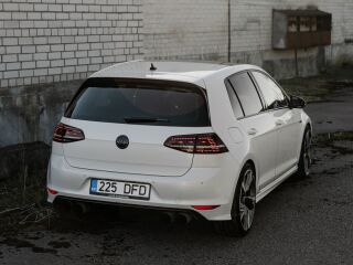Volkswagen Golf MK7R 4Motion 2.0 R4 221kW