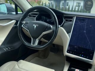 Tesla Model S 75D 158kW