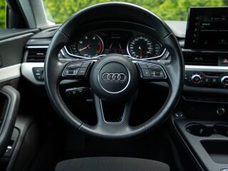 Audi A4 2.0 140кВ