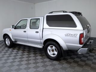 Nissan Pickup Doublecab 4x4 Facelift 2.5 98kW