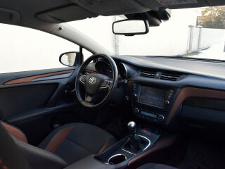 Toyota Avensis Active 1.8 108kW