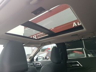 Mitsubishi Outlander Instyle Plus 4WD 2.4 PHEV 225kW