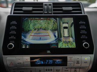 Toyota Land Cruiser Premium N1 2.8 150кВ