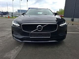 Volvo V90 Momentum PRO 2.0 140кВ