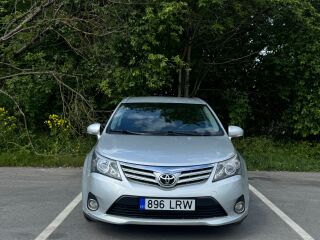 Toyota Avensis Sol Package 2.0 D-4D 91kW