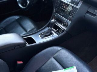 Mercedes-Benz C 240 Avantgarde 4Matic 2.6 125kW