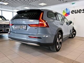 Volvo V60 Cross Country AWD INSCRIPTION INTELLI SAFE PRO 2.0 B4 mild hybrid 145kW