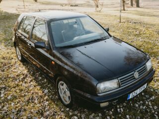 Volkswagen Golf 1.8 55kW