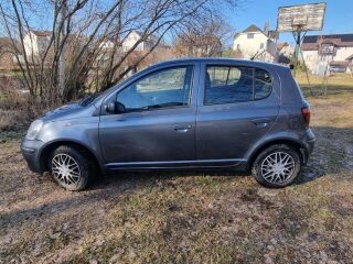 Toyota Yaris 1.4 55кВ