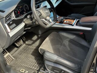 Audi Q7 S-line 50TDI Quattro 3.0 210kW