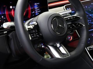 Mercedes-Benz S 63 AMG Long E Performance 4.0 V8 Plug-in Hybrid 450kW