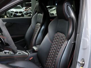 Audi RS 4 Avant quattro 3.0 331kW