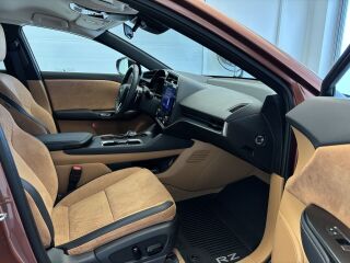 Lexus RZ 450e Luxury 230кВ