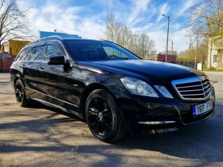 Mercedes-Benz E 300 3.5 V6 225kW
