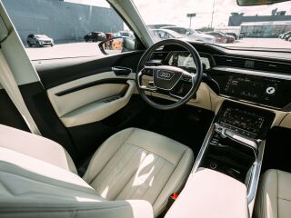 Audi Q8 e-tron Sportback 50 quattro S-line 250kW