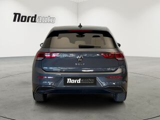 Volkswagen Golf Life 1.0 81kW
