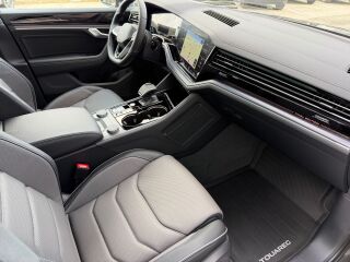 Volkswagen Touareg R-Line Final Edition Black Style 3.0 V6 TDI 210kW