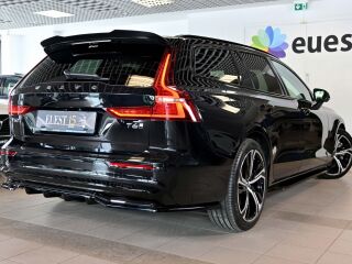 Volvo V60 AWD T6 H&K   DARK PLUS XENIUM INTELLI SAFE PRO 2.0 Long Range T6 plug in 293kW