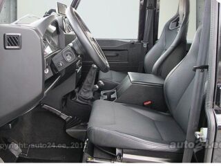 Land Rover Defender Experience 2.4 90kW