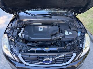 Volvo XC60 Summum MY 2012 2.4 D5 151kW