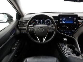 Toyota Camry Luxury Business 2.5 131kW