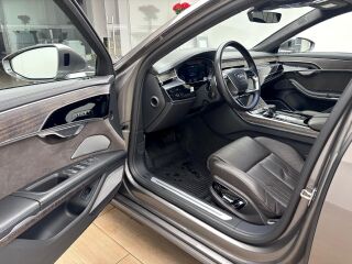 Audi A8 Lang 55 TFSI quattro 3.0 250kW