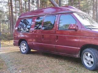Ford Econoline 5.8 149kW