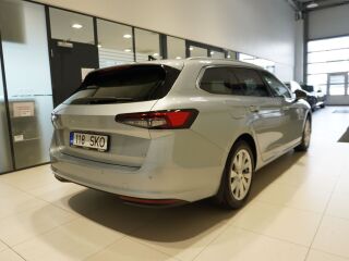 Skoda Superb COMBI SELECTION PHEV 1.5 150кВ