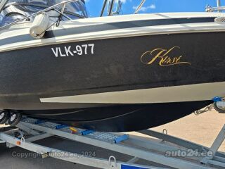 Maxum 2352 MH 5.0 V8 Mercruiser 237kW