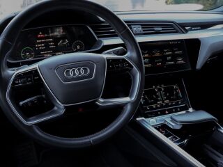Audi e-tron Sportpack S-line 230kW