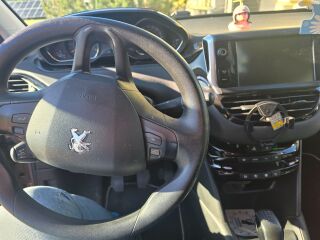 Peugeot 208 1.2 60кВ