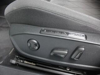 Volkswagen Golf VARIANT FACELIFT 2.0 TDI 110kW