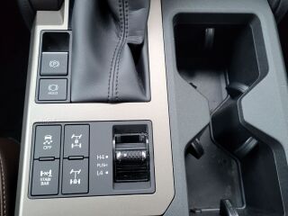 Toyota Land Cruiser First Edition 151kW