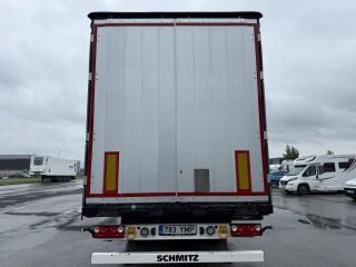 Schmitz Semitrailer Curtainsider Standard