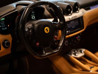 Ferrari FF 6.3 V12 485kW