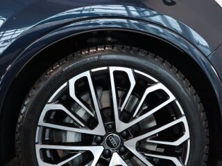 Audi Q7 SUV S line 55 TFSI e quattro 3.0 250kW