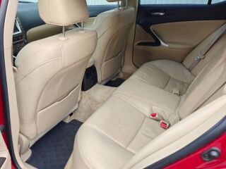 Lexus IS 250 2.5 153kW