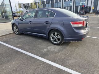 Toyota Avensis 2.0 93кВ