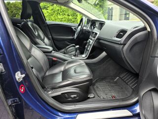 Volvo V40 Ocean race 2.0 140кВ