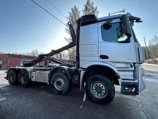 Mercedes-Benz Arocs 390кВ