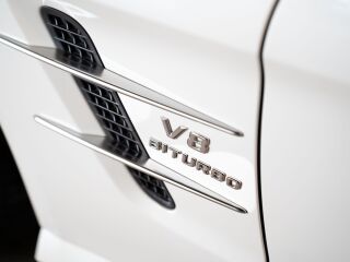 Mercedes-Benz SL 63 AMG 5.5 V8 395kW