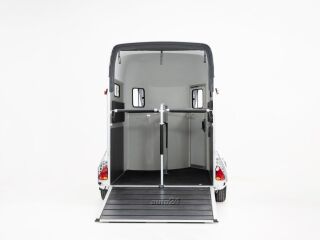 Cheval Liberte Gold 3+SADULARUUM BLACK EDITION