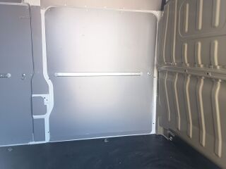 Peugeot Boxer L3H2 3.5t BlueHDi 140 AT8 2.2 103kW