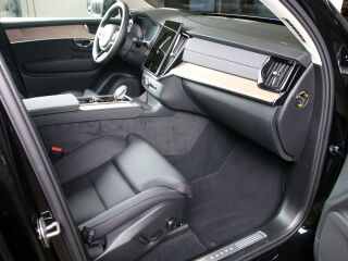 Volvo XC90 AWD ULTRA DARK 7 RECHARGE 2.0 T8 Long Range Plug In Hybrid 335kW