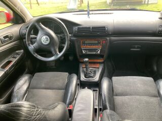 Volkswagen Passat 1.9 R4 TDI 66kW