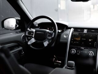 Land Rover Discovery R Dynamic Lantau Bronze 3.0 183kW