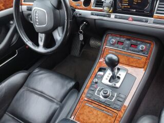 Audi A8 4.2 257kW