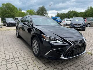 Lexus ES 300h 131kW